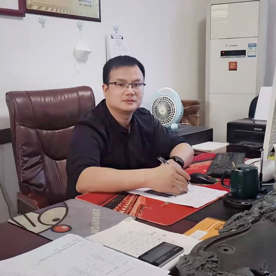 总经理：罗美林