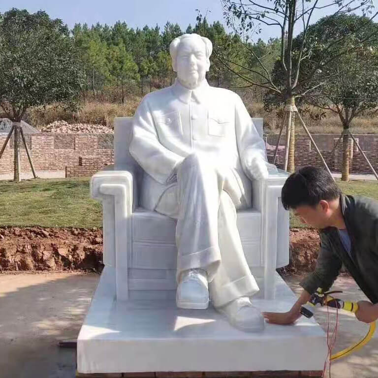 汉白玉石雕毛主席
