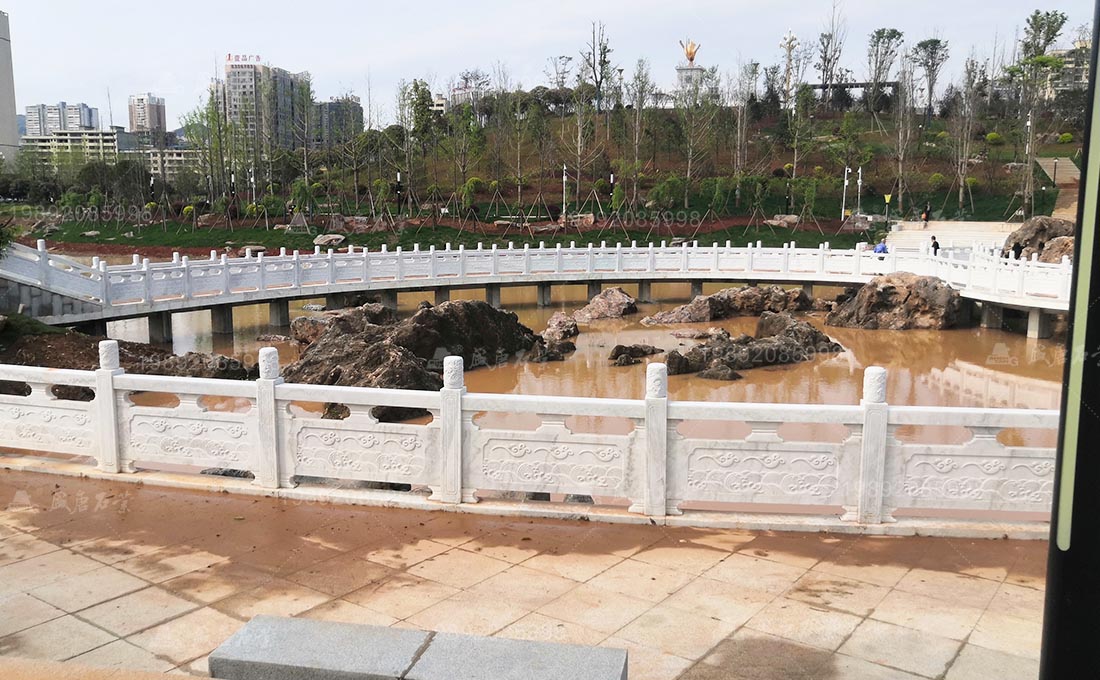 石雕栏杆